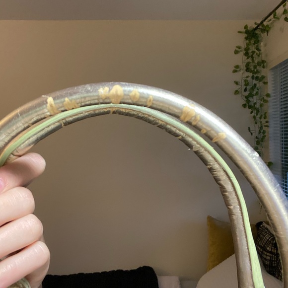 💛Metallic gold handbag from Japan💛 - Picture 3 of 4